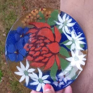 Hand painted by Erma in Australia. A small plate beautifully crafted  decoraton.